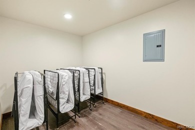SPECTACULAR SKI SLOPE VIEWS!!!!!! Experience breathtaking - photo 48