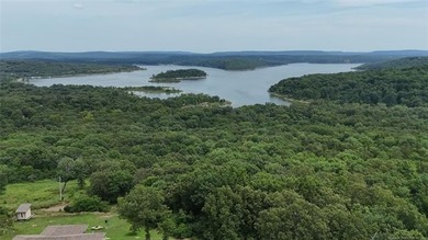 Wake up to year-round Lake Tenkiller views in this beautifully - photo 5