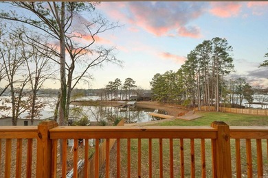 **Stunning Lakefront Retreat at 531 North Shore Dr, Hot Springs - photo 3