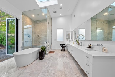 A Zen inspired architectural retreat defined by walls of glass - photo 16