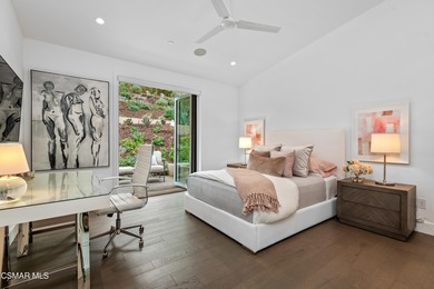 A Zen inspired architectural retreat defined by walls of glass - photo 19