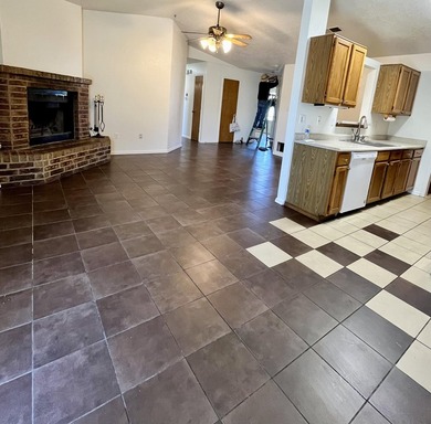 Additional listing photo 1