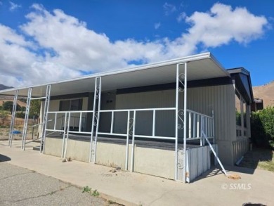 Lake Home Sale Pending in Lake Isabella, California