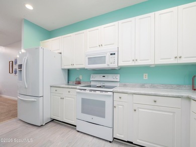 Welcome to Moss Creek Villas, where comfort, convenience, and - photo 13