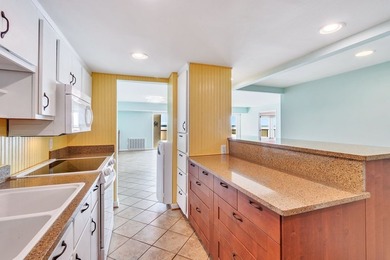 Where every day feels like a vacation! A Rare 3 bedroom, 2 bath - photo 13