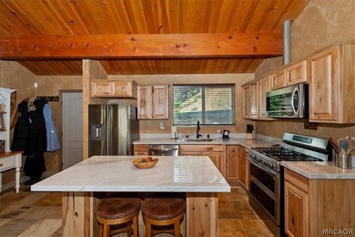 This beautifully upgraded 4-bedroom, 2-bath mountain retreat - photo 17