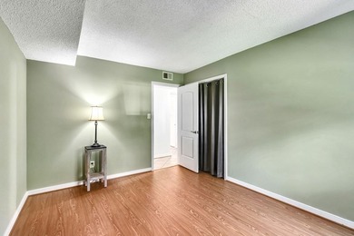 Where every day feels like a vacation! A Rare 3 bedroom, 2 bath - photo 18