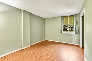 Where every day feels like a vacation! A Rare 3 bedroom, 2 bath - photo 19