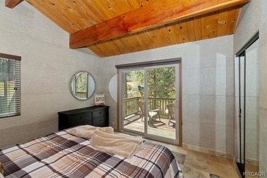 This beautifully upgraded 4-bedroom, 2-bath mountain retreat - photo 20