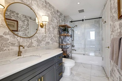 Quiet luxury meets iconic Above the Four Seasons living in this