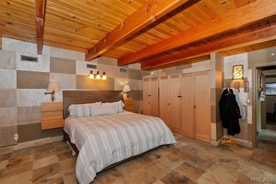 This beautifully upgraded 4-bedroom, 2-bath mountain retreat - photo 28