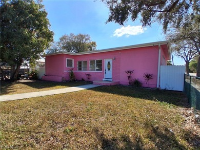 Lake Okeechobee Home For Sale in Clewiston Florida