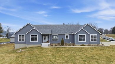 Your dream home on HUDSON LAKE-NOW with a new price!! Experience - photo 1
