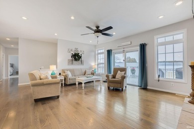 Your dream home on HUDSON LAKE-NOW with a new price!! Experience - photo 9