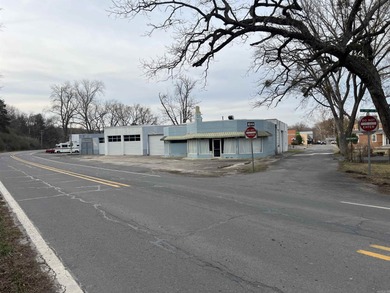 Greers Ferry Lake Commercial For Sale in Clinton Arkansas