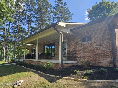 Lake Home For Sale in Rockwood, Tennessee