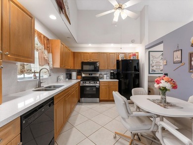 Welcome to this charming three-bedroom, two-bathroom residence - photo 11