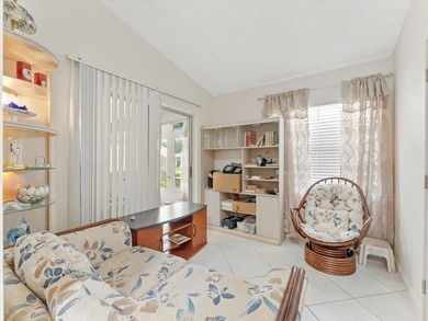 Welcome to this charming three-bedroom, two-bathroom residence - photo 19