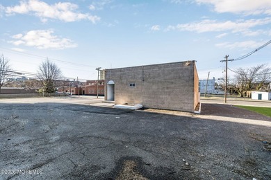 Exceptional opportunity to acquire prime real estate in one of - photo 9