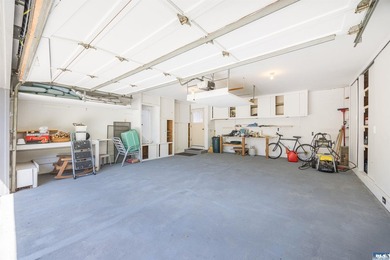 Beautiful condominium in sunny Sunland with stunning Strait - photo 30