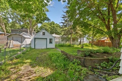 3-bedroom home nestled in the heart of West Mankato. Updated - photo 3