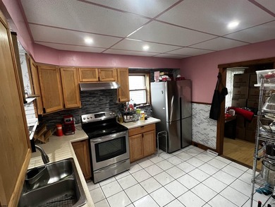 Spacious Townhouse Just 2 Blocks from the Beach & Boardwalk in - photo 7