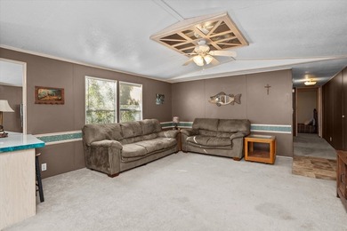 Discover the perfect getaway with this 3 bedroom, 2 bathroom - photo 7