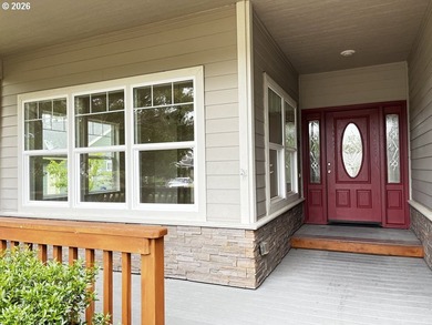 Welcome to this beautifully maintained 3-bedroom, 2.5-bath home - photo 4