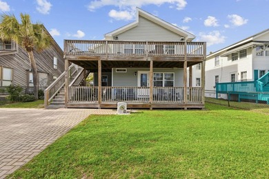 Welcome to your perfect coastal retreat just steps from the - photo 1