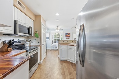 Enjoy cul-de-sac living in the Jack Nicklaus designed Pawleys