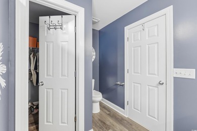 Enjoy cul-de-sac living in the Jack Nicklaus designed Pawleys