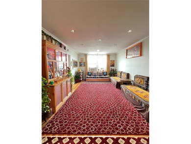 Spacious 2 Bedroom with Huge living Room and additional dining - photo 1