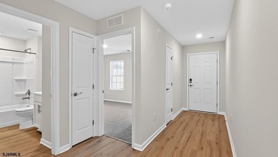 QUICK MOVE IN HOME! The Freeport is a stunning new construction - photo 2