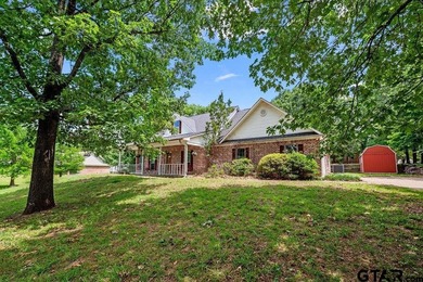 Welcome to this well maintained 3 bedroom, 2 bathroom - photo 3