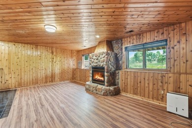 This beautifully updated 2-story home offers 6 spacious bedrooms - photo 39