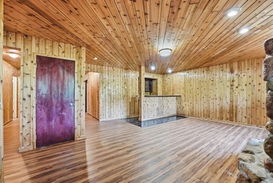 This beautifully updated 2-story home offers 6 spacious bedrooms - photo 40