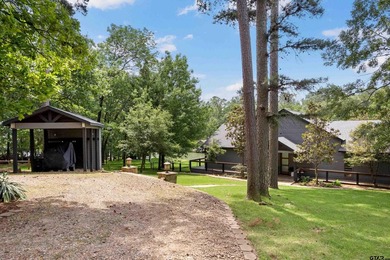 Gorgeous, Like-New 3-Bedroom, 3-Bath Lake Home with Open Living - photo 7