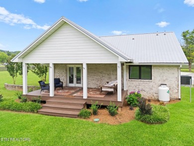 Lake Home For Sale in Kingston, Tennessee