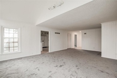 Beautifully updated and spacious home backing near the National - photo 7