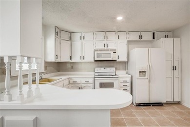 Beautifully updated and spacious home backing near the National - photo 8
