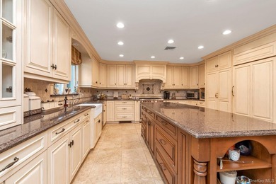 Welcome to 2114 Donna Drive. This big bold and beautifully - photo 9