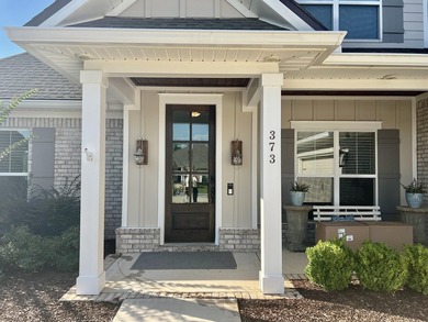 Impeccably maintained & completely move-in ready, this stunning - photo 2