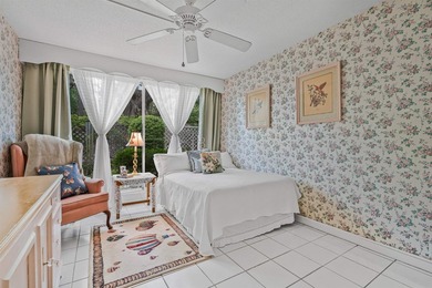 Beautifully maintained 2-bedroom, 1-bath condo located in the - photo 19