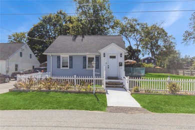 Lake Carmel Condo For Sale in Carmel New York