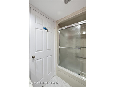 Lakefront, First-Floor, Turnkey, Beautiful Views!--It Doesn't - photo 27