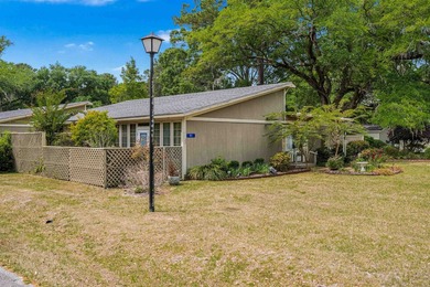 Beautifully maintained 2-bedroom, 1-bath condo located in the - photo 28