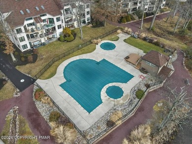 Lakefront, First-Floor, Turnkey, Beautiful Views!--It Doesn't - photo 32