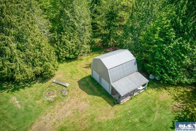 This 5+ acre private estate consists of a 3 bed 2 bath single - photo 47