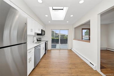 Explore this newly refreshed Hi-Ranch with beautiful waterfront - photo 10