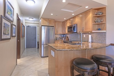 Experience the joy of Maui living in this exquisitely remodeled - photo 3